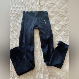 GYMSHARK seamless perforated leggings